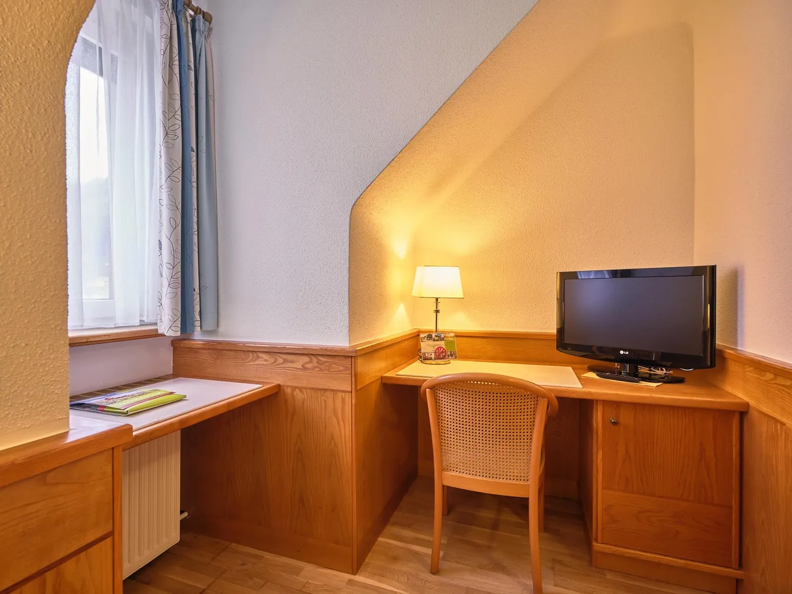 Einzelzimmer — Bett