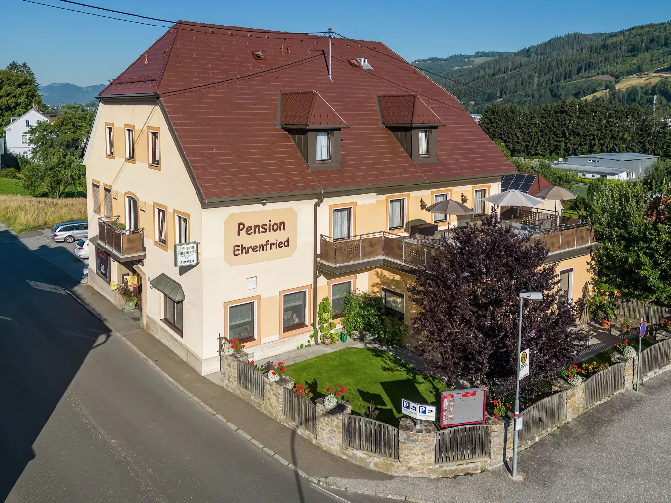 Pension Ehrenfried — Drohnenaufnahme